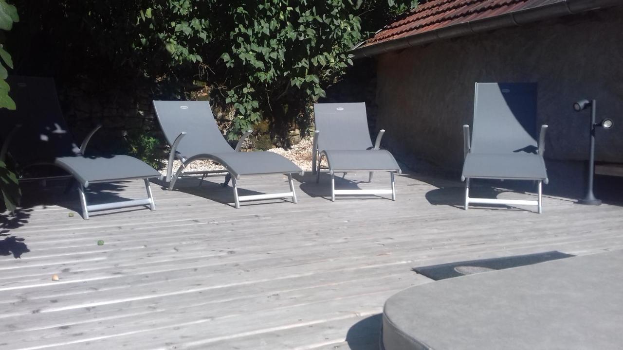 Le D'Tour Gourmand Bed & Breakfast Toulouse-le-Chateau Exterior photo
