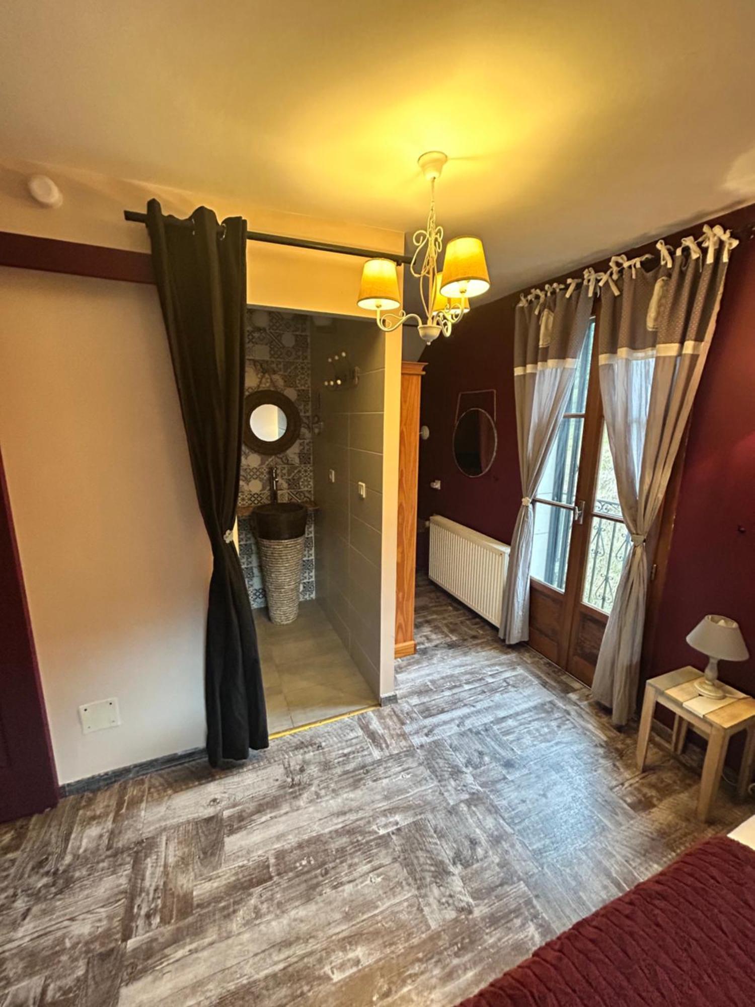 Le D'Tour Gourmand Bed & Breakfast Toulouse-le-Chateau Exterior photo